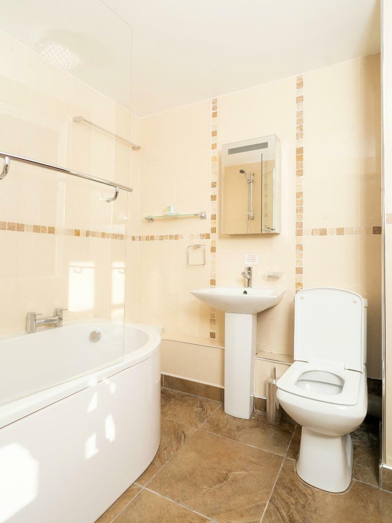 Atz&H Inn Bilston Extérieur photo